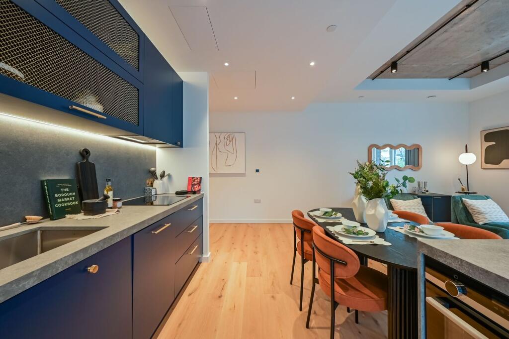 Main image of property: GoodLuck Hope, Canary Wharf, E14
