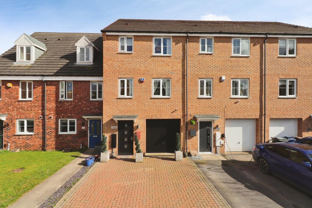 Main image of property: Wheatcroft Gardens, Sheffield, S36