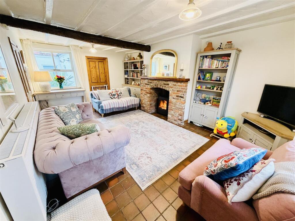 House in York - View 2