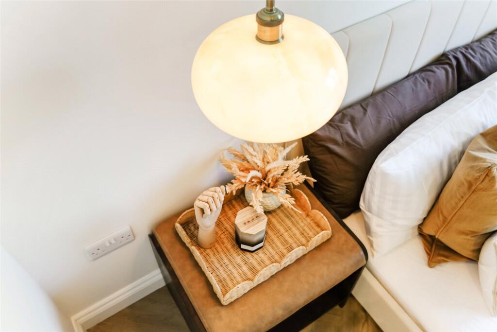 Apartment in Paisley - View 5