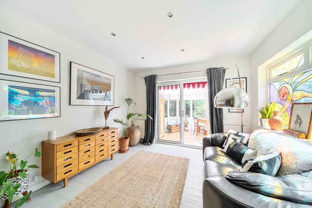 House in Dacorum, Kings Langley - View 5
