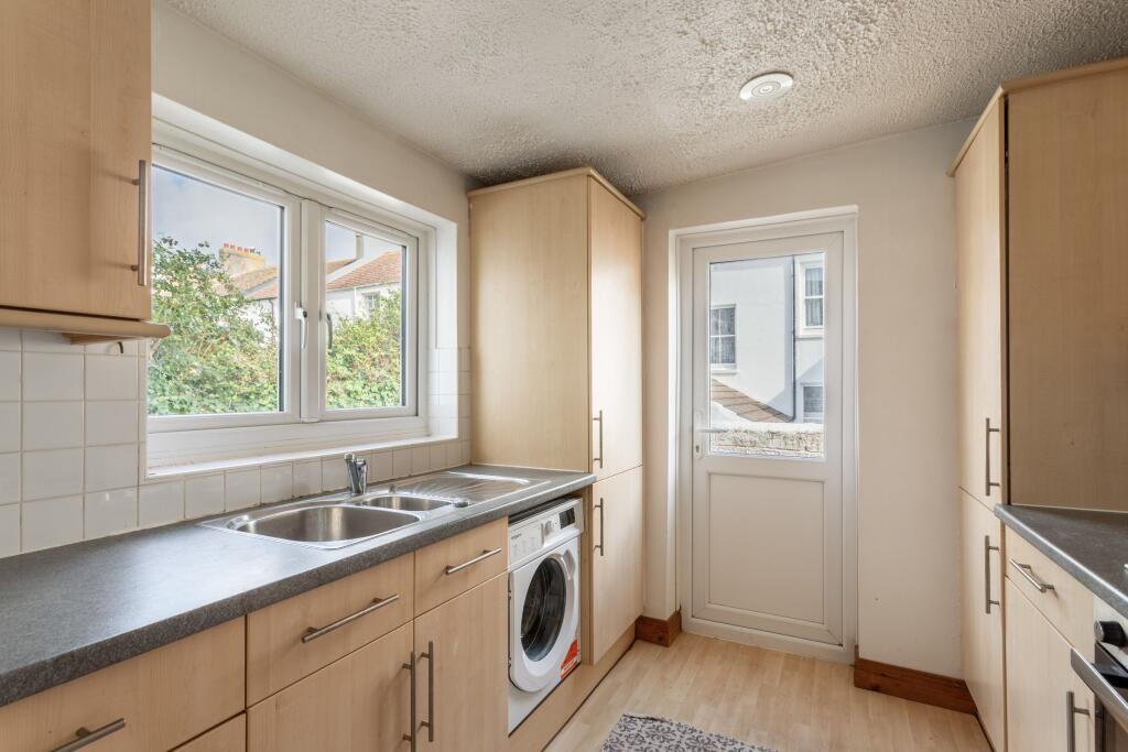 House in Brighton, Queen's Park - View 4