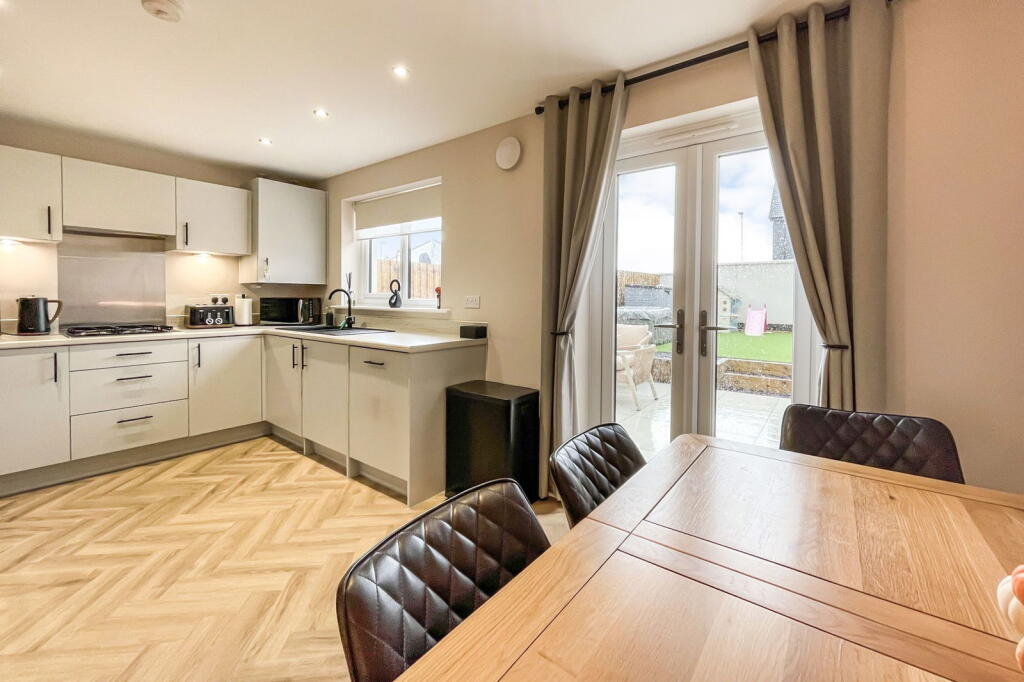 Rainbow View, Sherford, Plymouth, Devon, PL9 8XZ photo 3