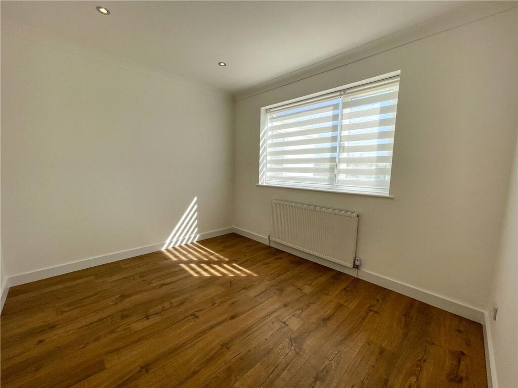 House in Southampton - View 5