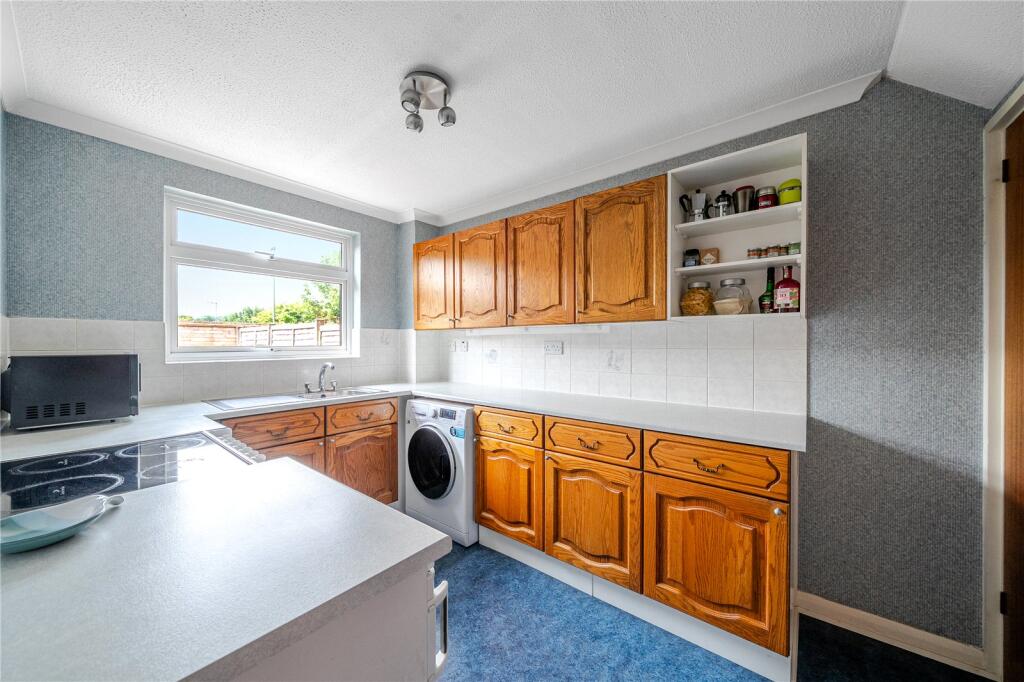 Wendron Close, Goldsworth Park, Woking, Surrey, GU21 - View 2