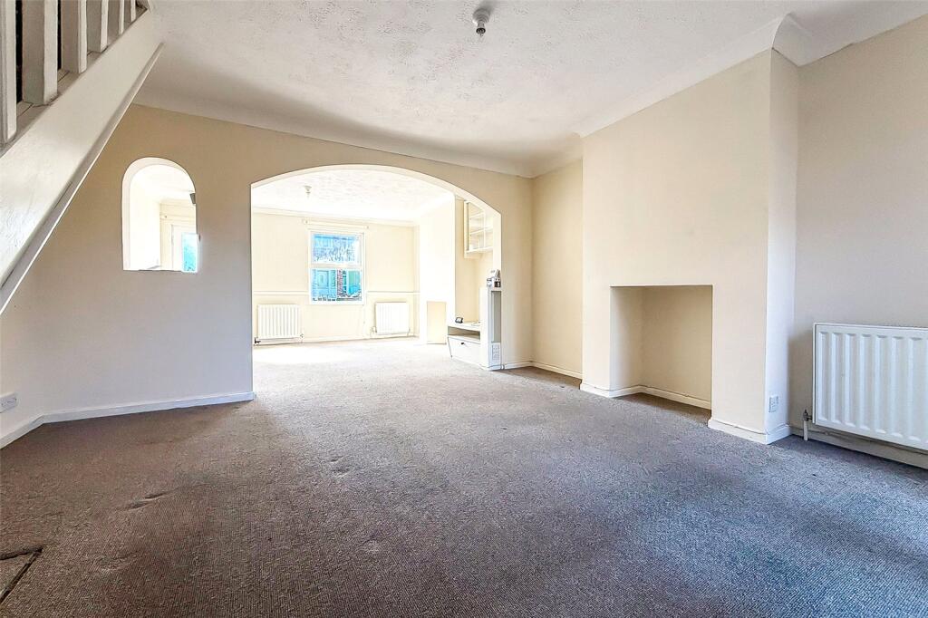 Beaconsfield Road, Wick, Littlehampton, West Sussex - View 2