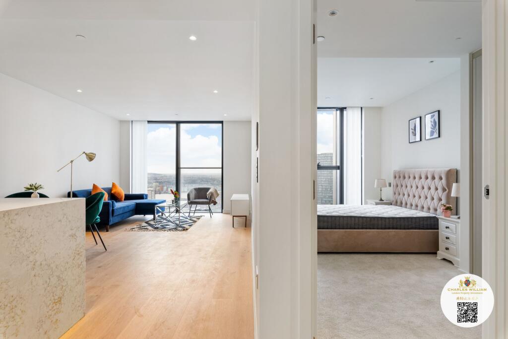 Apartment , Hampton Tower,  Marsh Wall, London photo 5