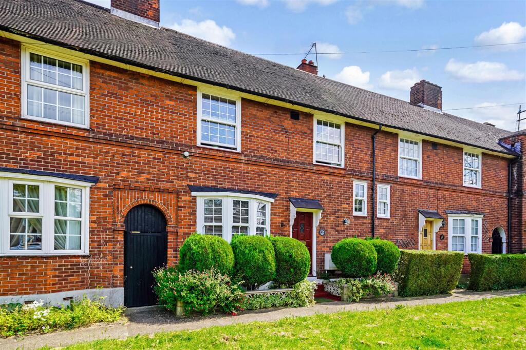 Main image of property: The Roundway, Tottenham N17