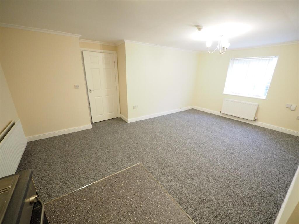 Apartment in Stockton-on-Tees - View 5