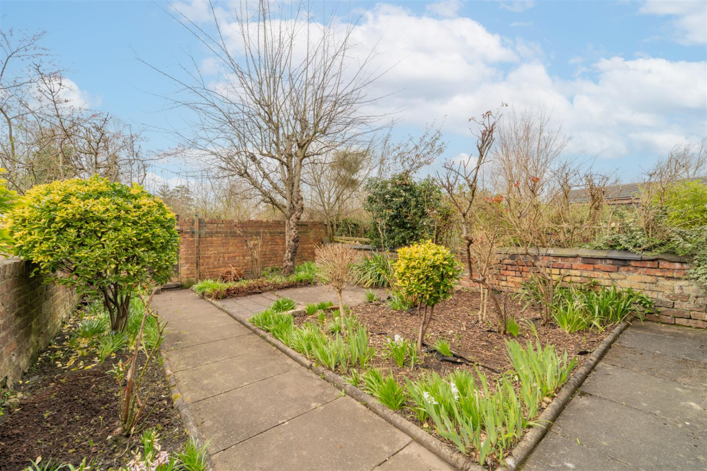Athol Road, Whalley Range photo 2