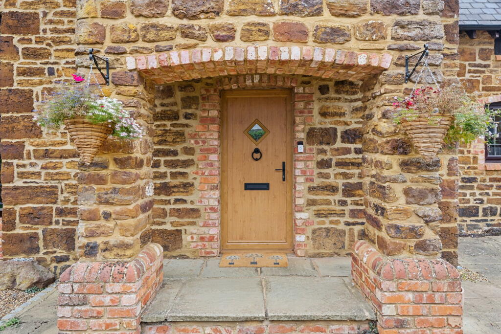 House in Northampton - View 4