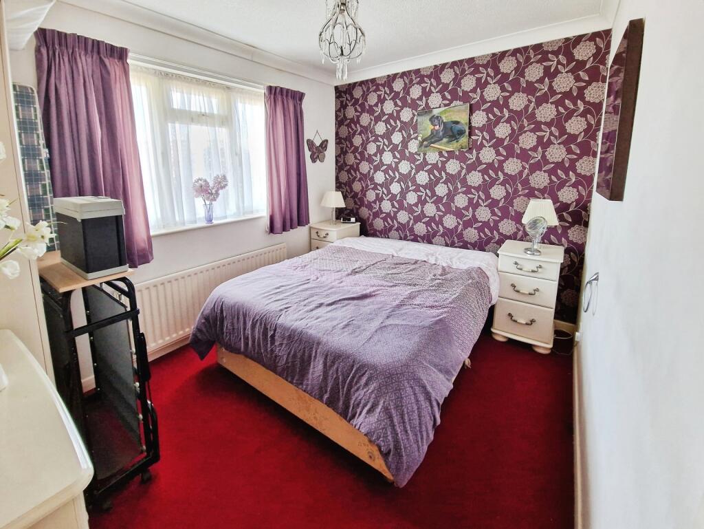 Fairfield Way, Totland Bay, Isle of Wight - More