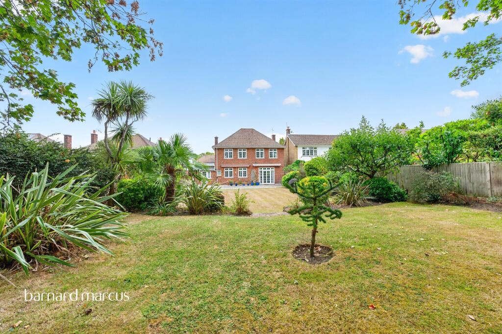 House in Kingston upon Thames - View 2