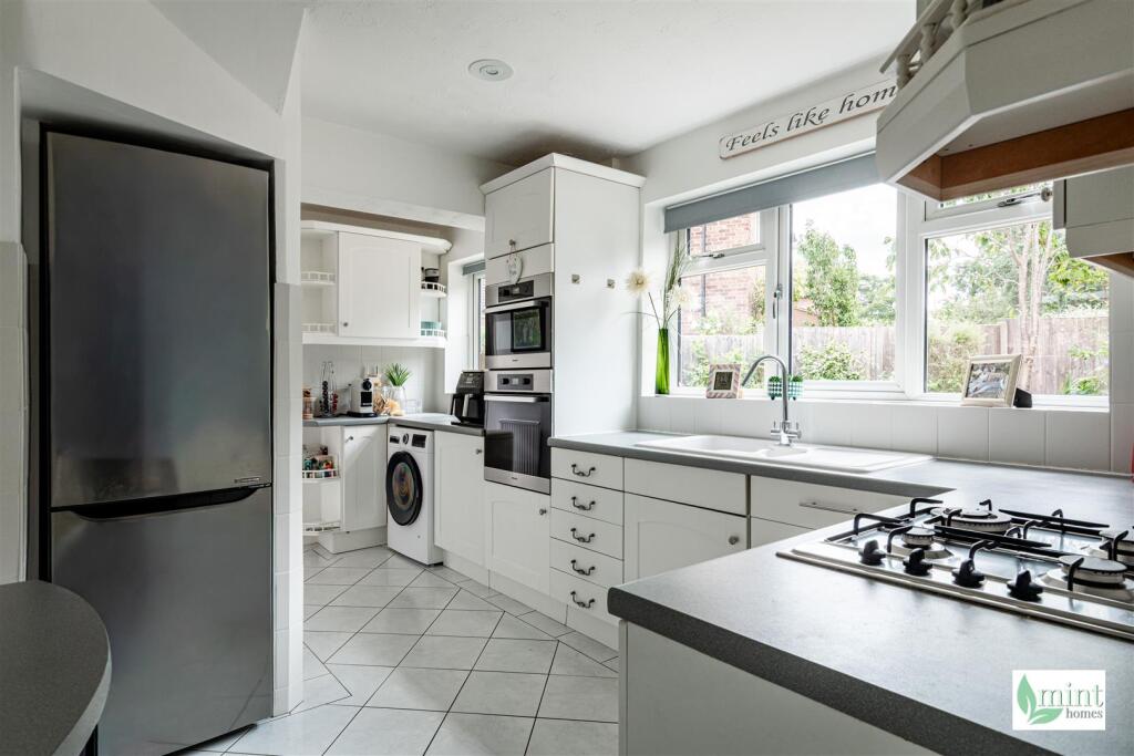 House in Woking, Surrey - More