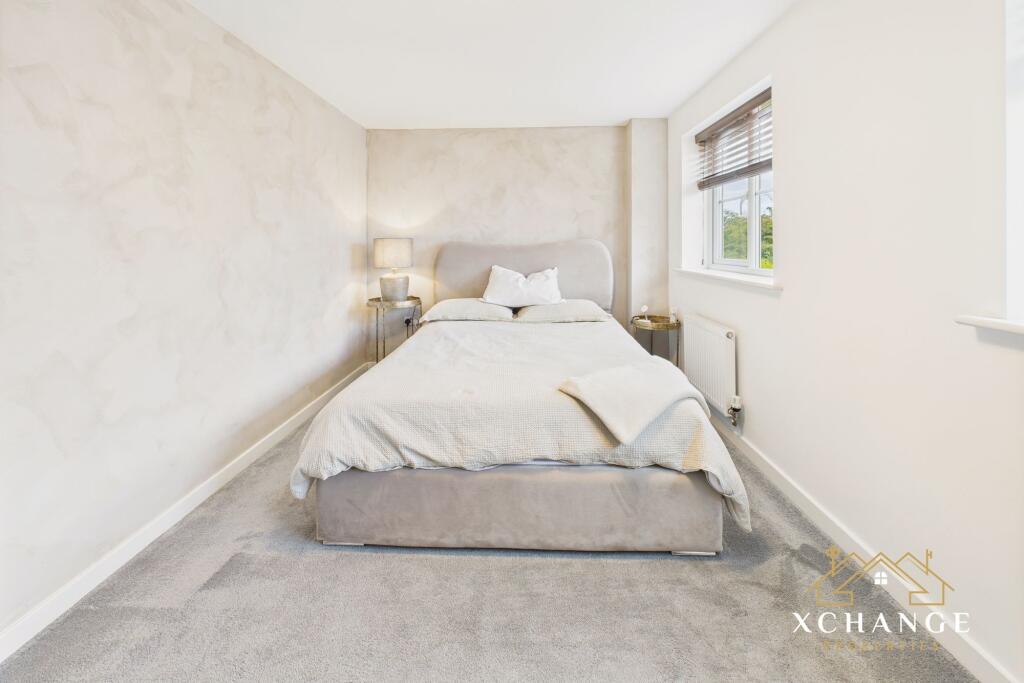 Passionflower Close, Bedworth, CV12 photo 3
