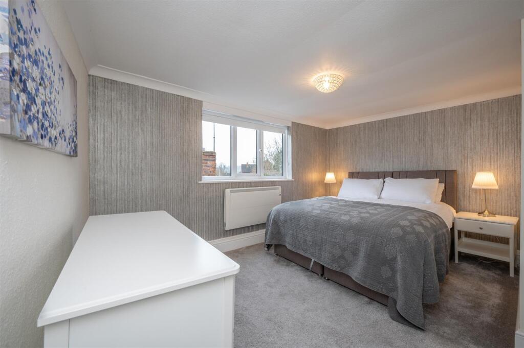 Apartment in Birmingham - More
