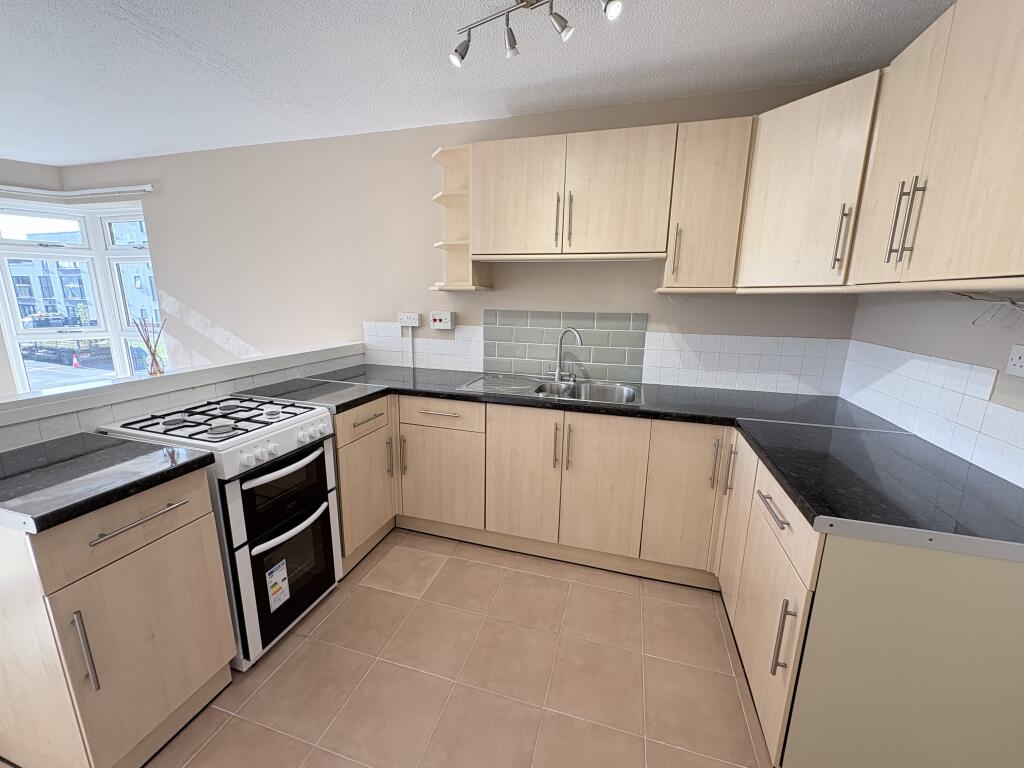 Apartment in Brighton - View 3