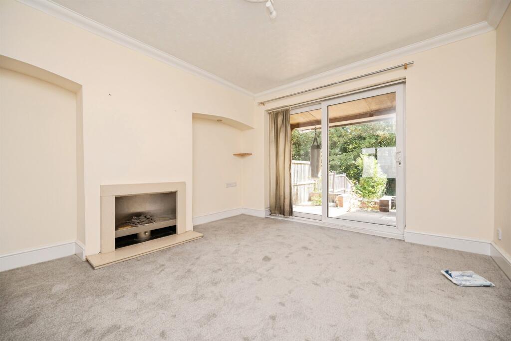 House in Sandwell, West Midlands - View 5