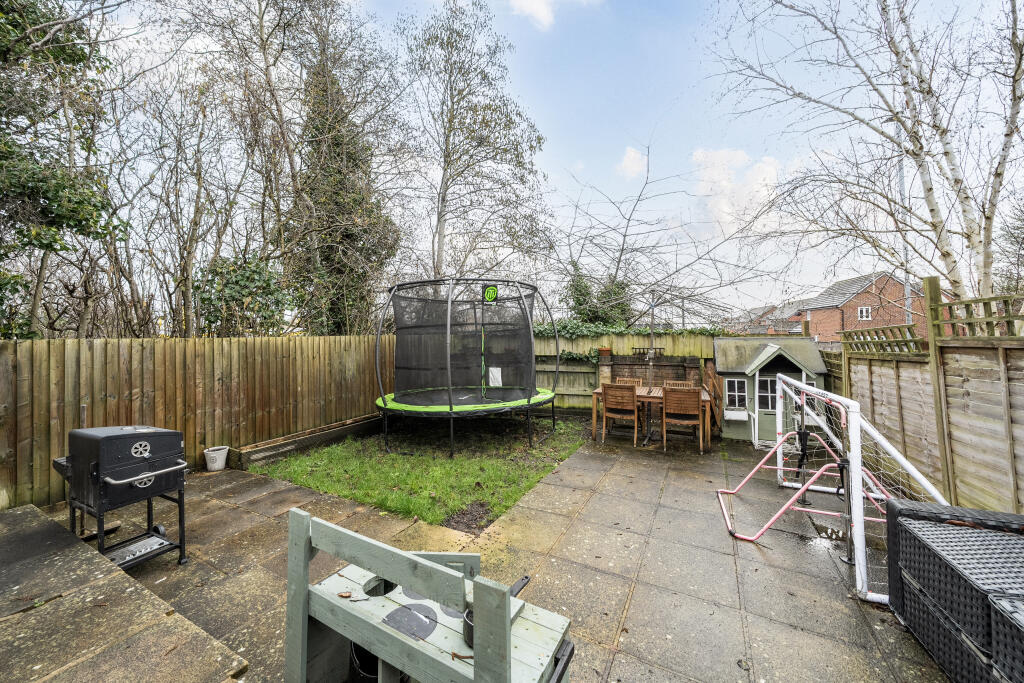 Winlaw Close, Shaw, Swindon, SN5 5WX photo 4