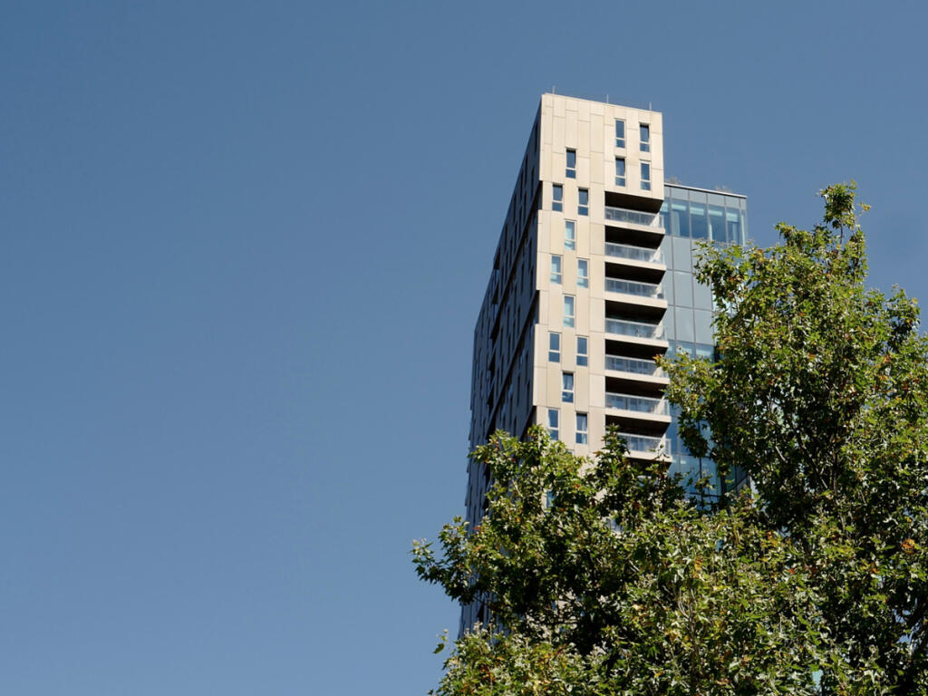 Main image of property: Avent Garde Tower, Shorditch, London, E1