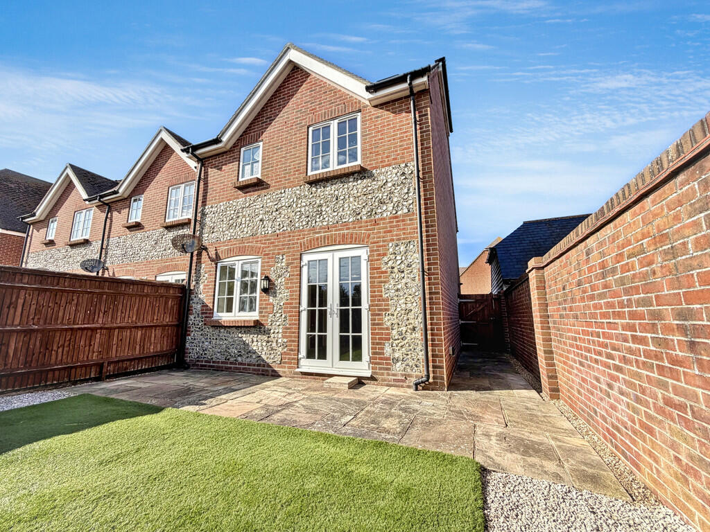 Willow Wood Close, Angmering photo 5
