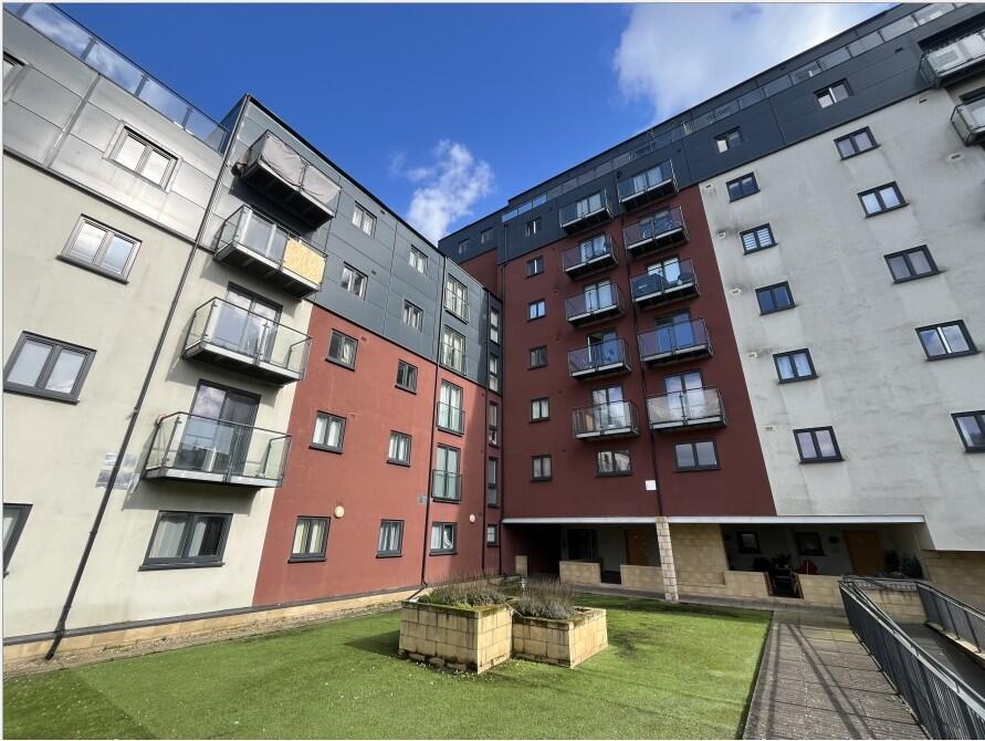Main image of property: Solihull Heights, B26