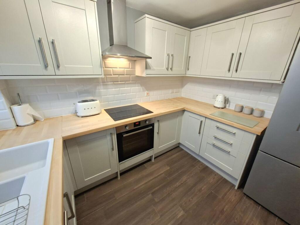 Ellorslie Drive, Stocksbridge, S36 - View 3