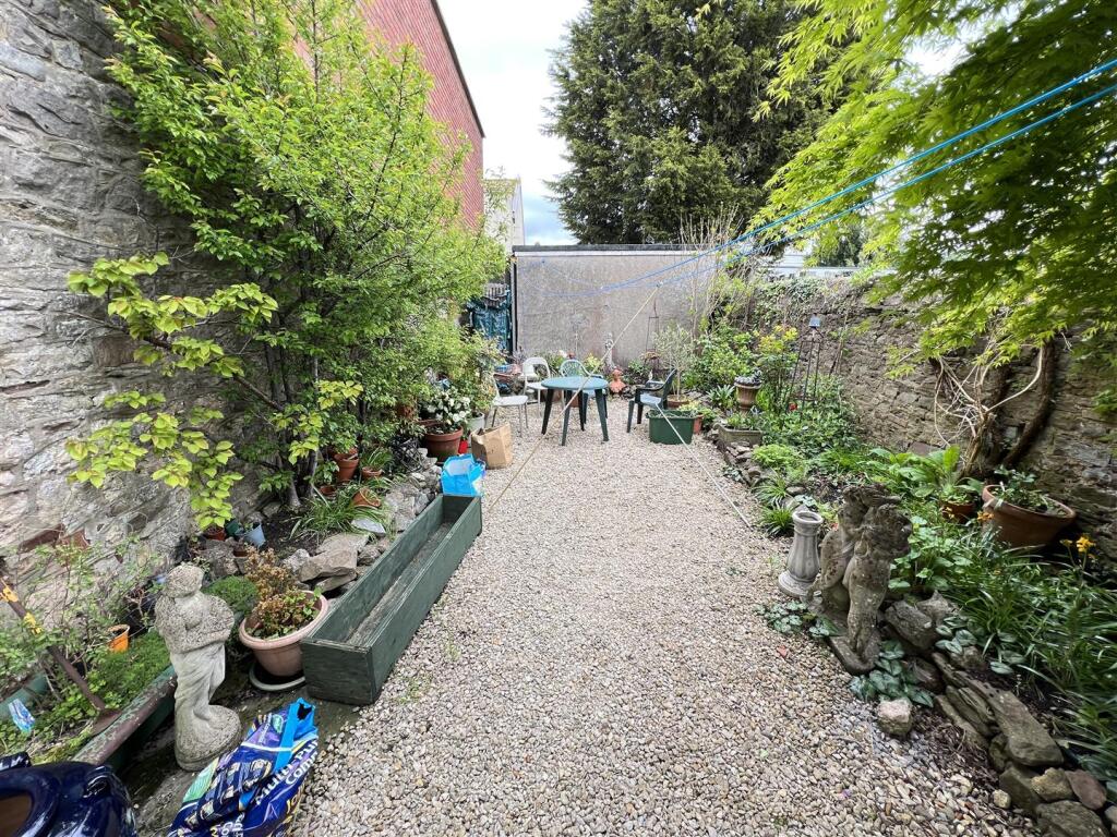House in Thornbury, South Gloucestershire - View 5