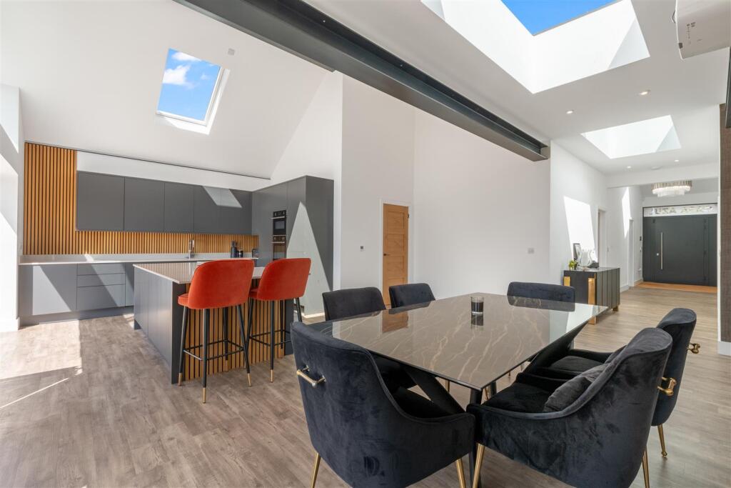 Additional image 8 of Haye Lane