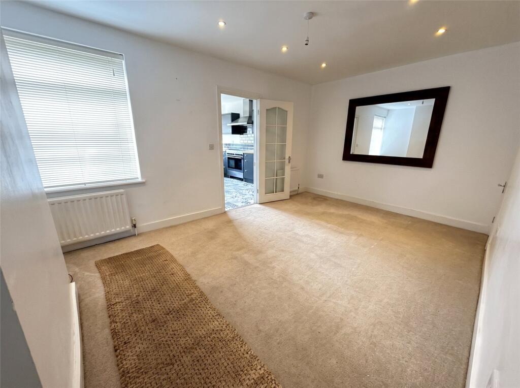 House in Guildford - View 3