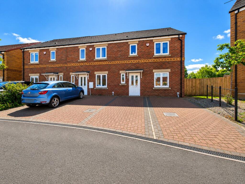 3-bed semi-detached on The Sidings, Bishop Auckland, Durham, DL14, £150,000