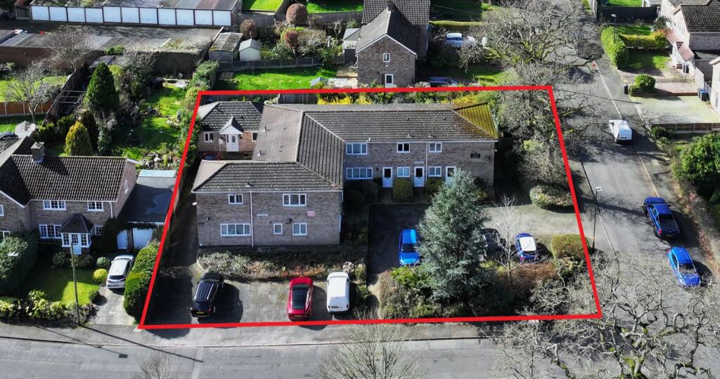 Main image of property: Oak Court, Harrison Road, Four Oaks, Sutton Coldfield, West Midlands, B74 4JL