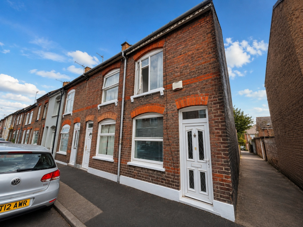 Main image of property: Stanley Street, Luton, Bedfordshire, LU1 5AL