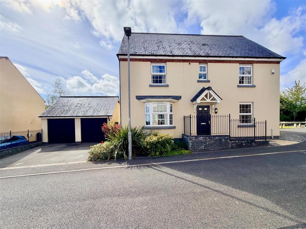 Main image of property: Brixton, Plymouth