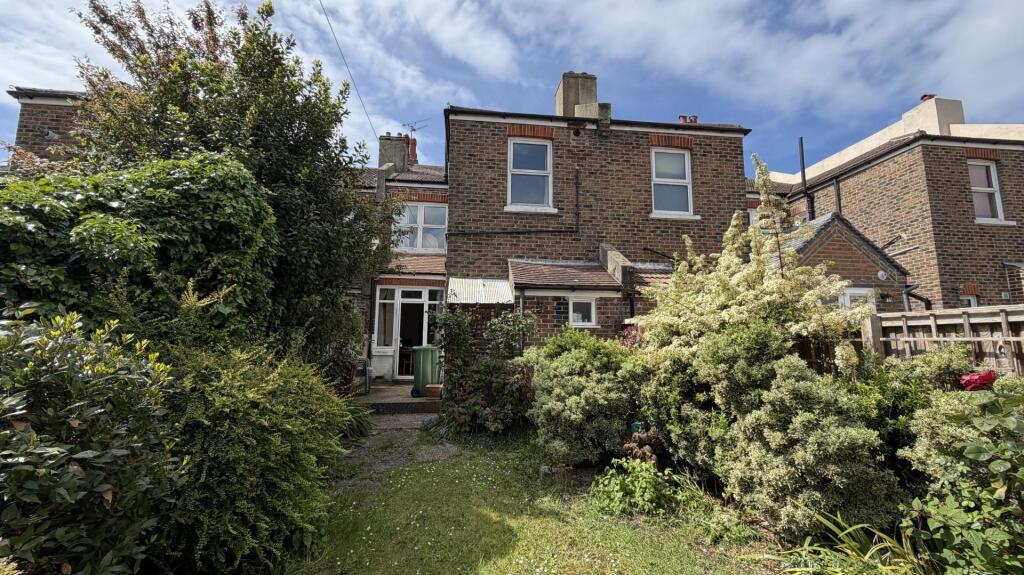 House in Eastbourne, East Sussex - View 5