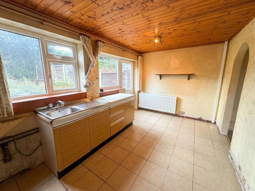 Clough Avenue, Wilmslow, SK9 photo 4