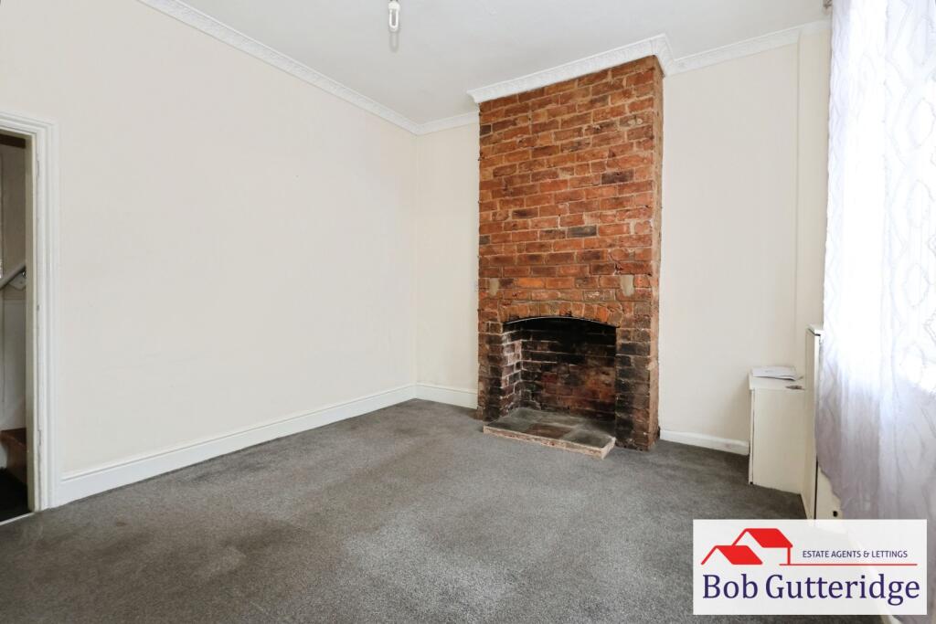 Edensor Street, Chesterton, Newcastle photo 3