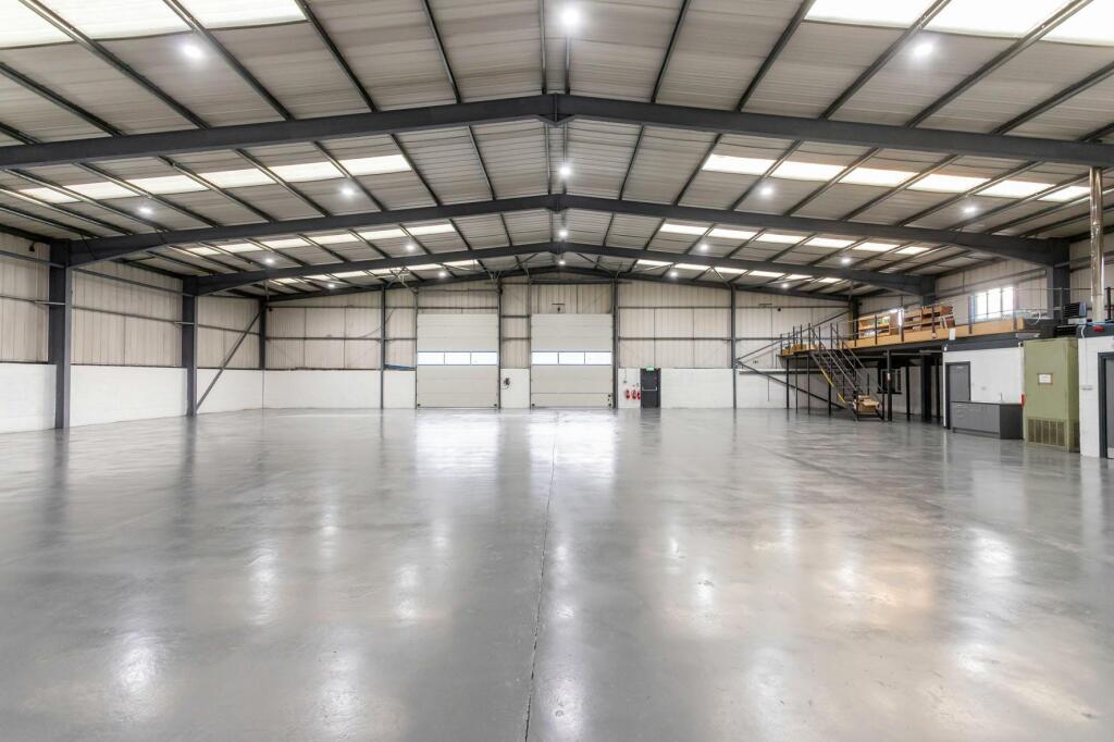 06 Warehouse.jpg