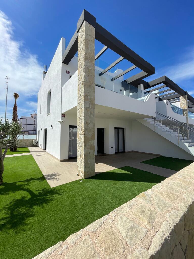 Main image of property: Valencia, Alicante, Punta Prima