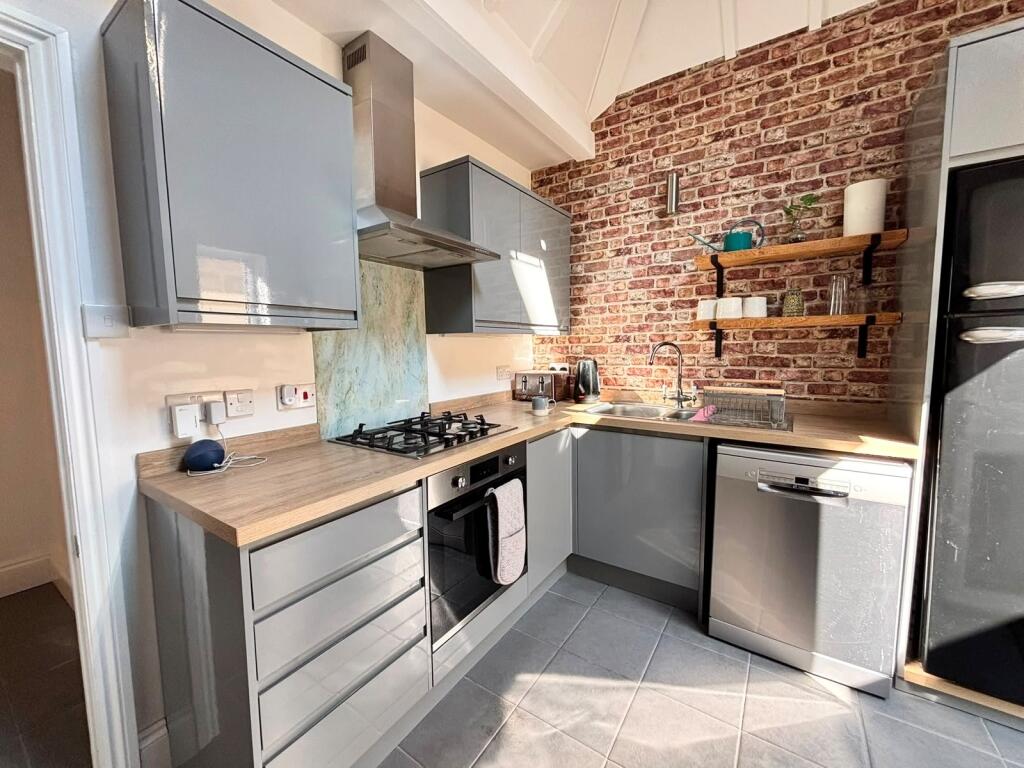 Apartment in Bournemouth - View 2