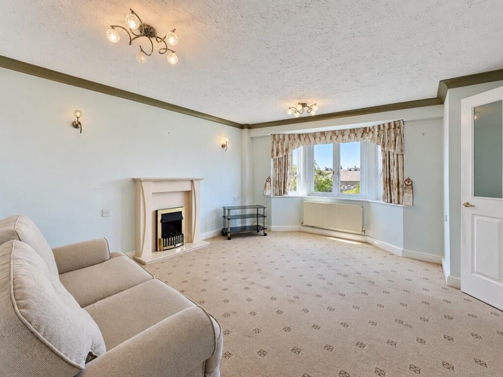Apartment in Preston - More