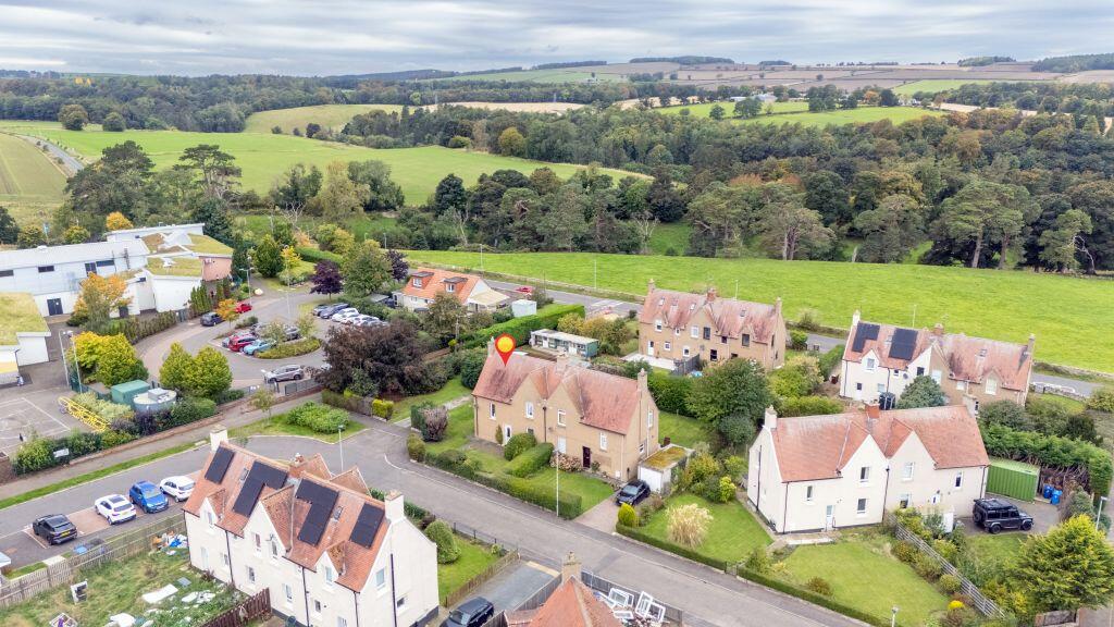 Main image of property: 47 Crichton Avenue, Pathhead, EH37 5QJ