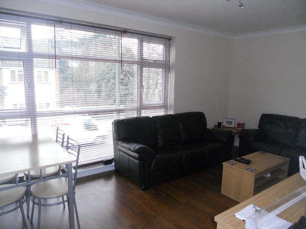 Flat 3, Amber Court, Colindale Avenue, London, NW9 photo 3