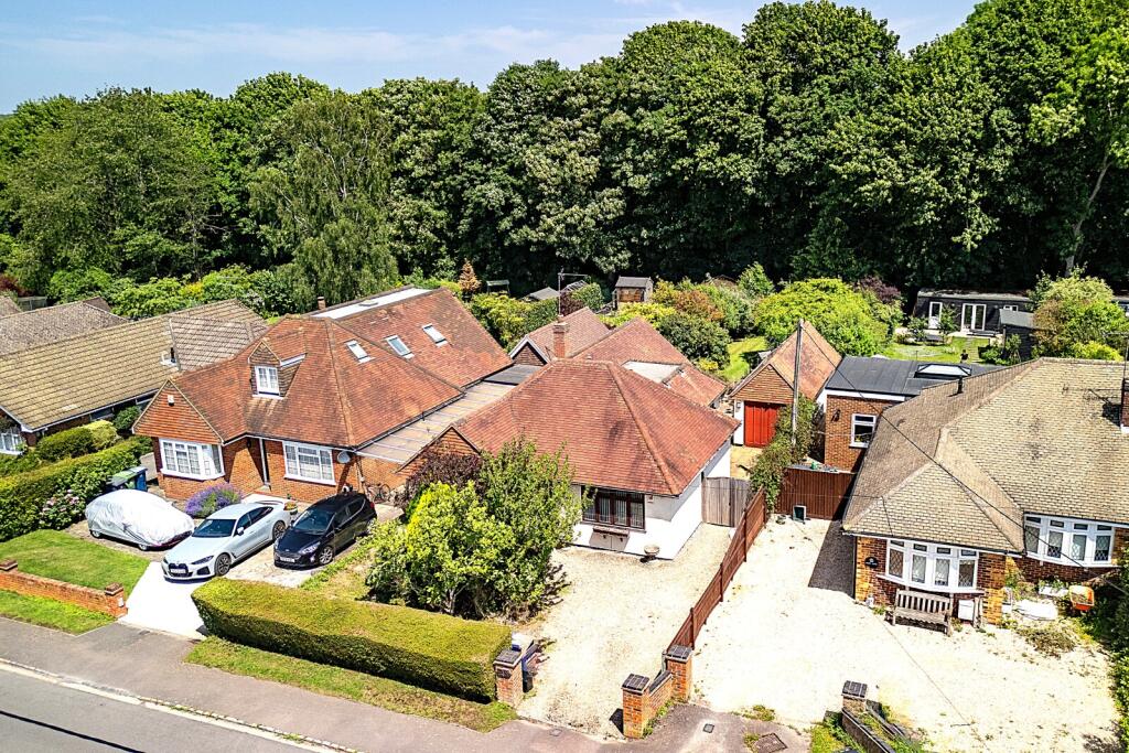 Main image of property: Park Lane, Hazlemere, High Wycombe, Buckinghamshire, HP15