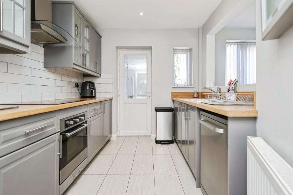 House in Birmingham, West Midlands - View 5