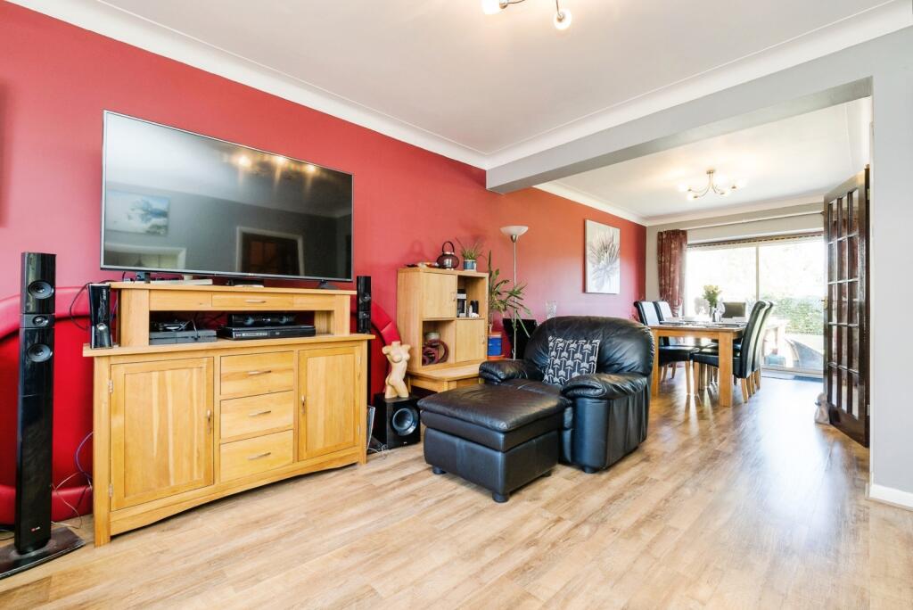 House in Romford - View 3
