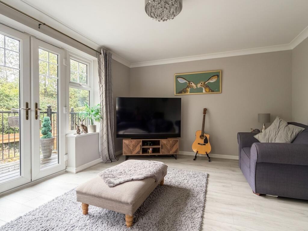 House in Southampton - View 4