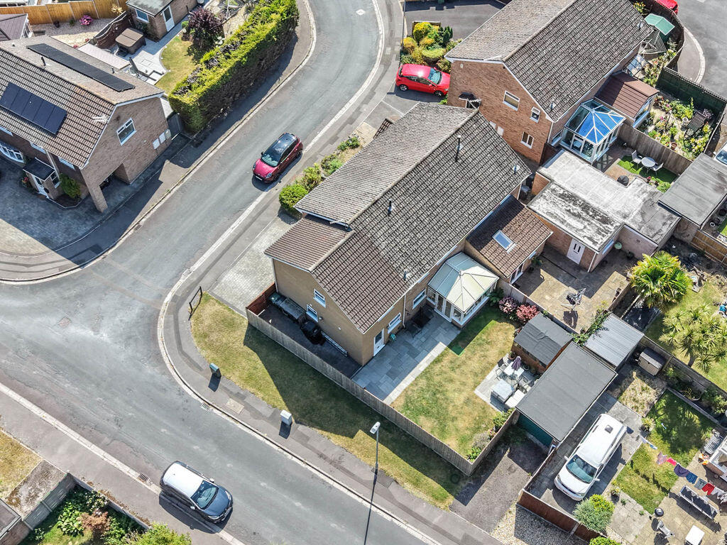 Prescot Close, Ashbury Park - IMMACULATE HOME - View 6