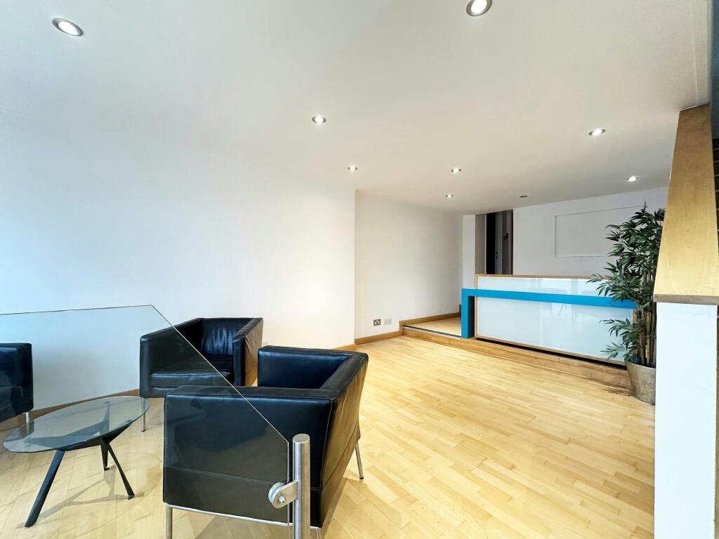 photo 7.jpg