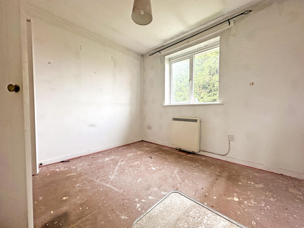 Mytton Grove, TIPTON, DY4 9TF photo 4
